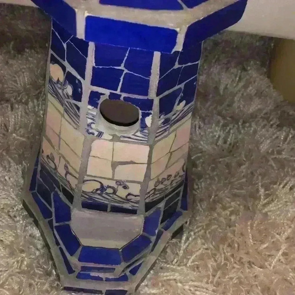 Pacific Rim Cobalt and White  Mosaic Lighthouse Bird Feeder/House - Picture 9 of 11